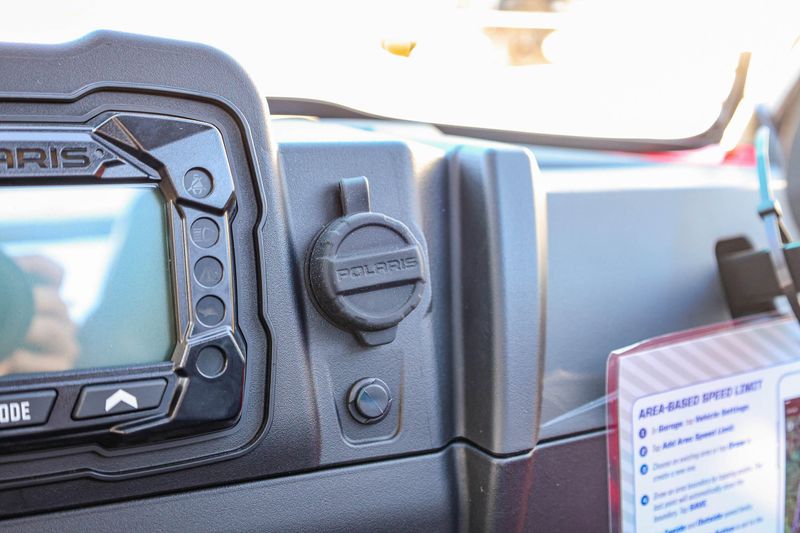 NEW 2026 POLARIS RZR 200 EFI Image 9