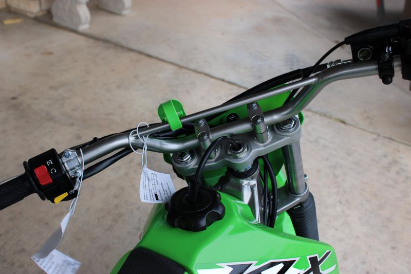 2025 Kawasaki KLX140R F LIME GREENImage 8