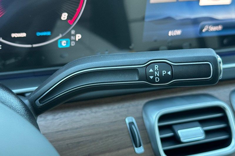 New 2026 Mercedes-Benz GLS 63 AMGImage 21