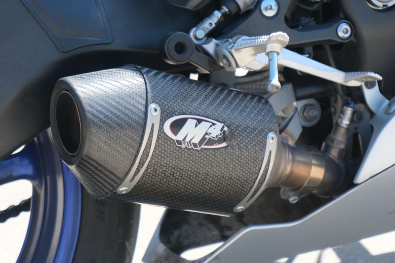 Used 2016 Yamaha YZFR6 BLUE AND SILVER Image 20