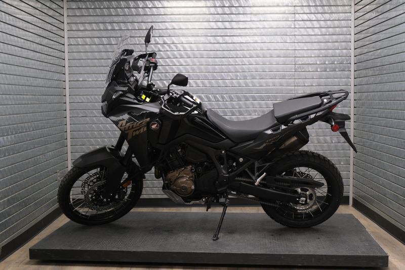 NEW 2026 HONDA AFRICA TWIN DCT Image 6