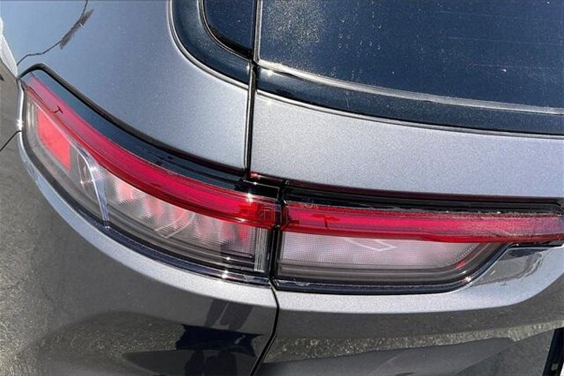 New 2025 Jeep Grand Cherokee L Summit 4x4Image 12