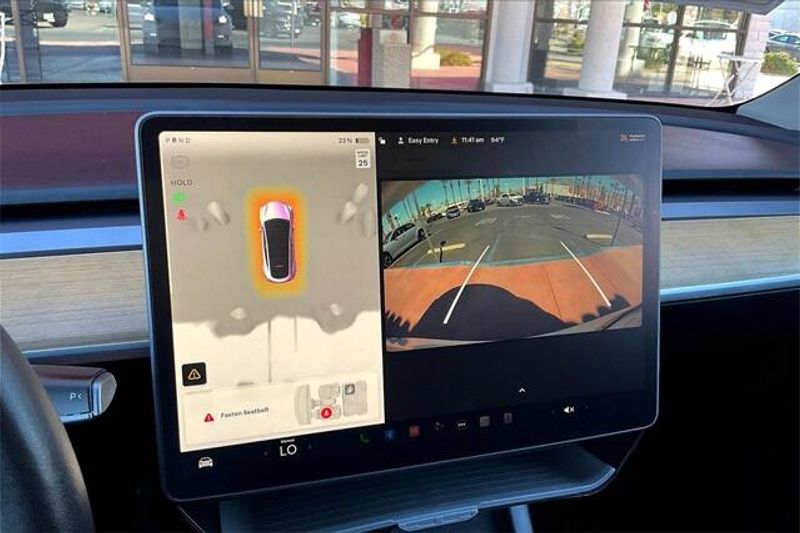 2023 Tesla Model Y Long RangeImage 21