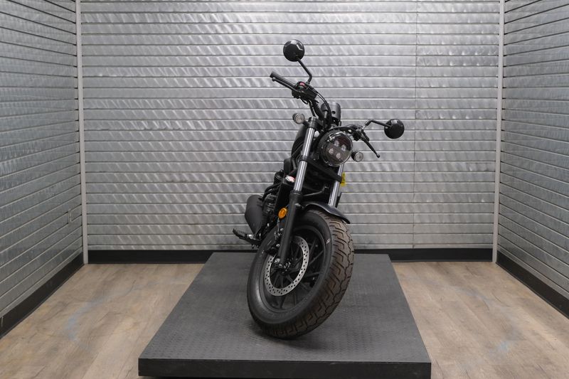USED 2026 HONDA REBEL 300 E-CLUTCH Image 8
