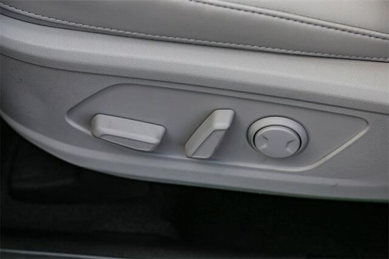 2025 Kia Sorento EXImage 22