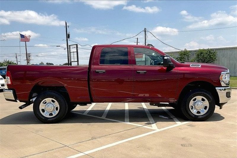 2024 RAM 2500 Tradesman Crew Cab 4x4 6