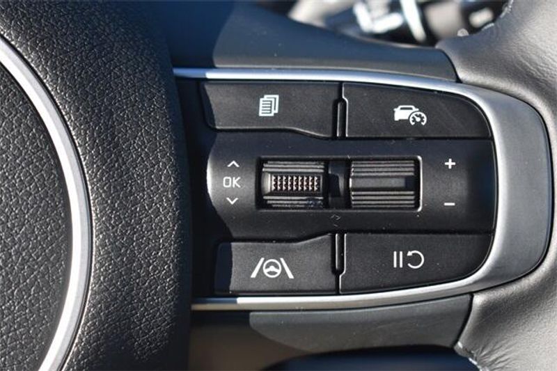 2025 Kia Sportage EXImage 24