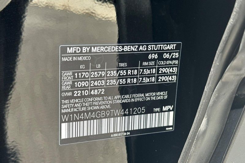 Used 2026 Mercedes-Benz GLB 250Image 34
