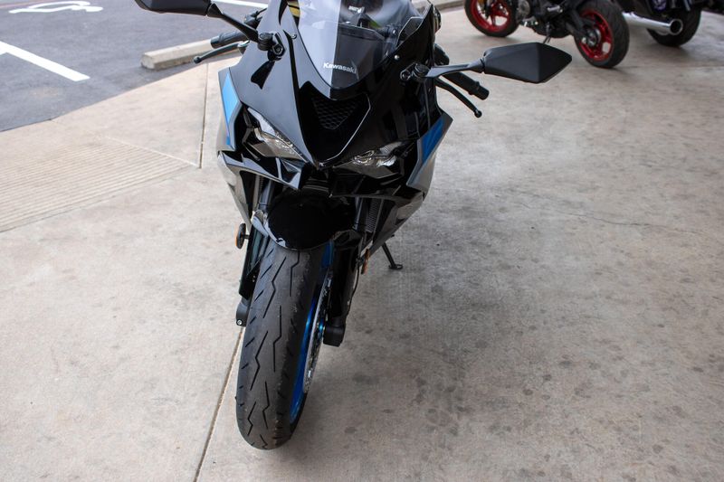 NEW 2026 KAWASAKI NINJA ZX-6R ABS Image 3