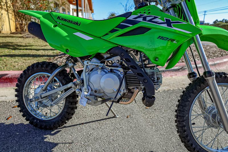 2025 Kawasaki KLX110R L LIME GREENImage 10