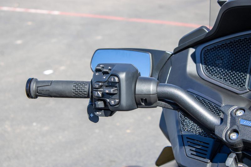 NEW 2026 CAN-AM SPYDER RT LIMITED Image 13