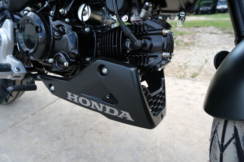 2025 Honda GROM SP MATTE BLACK METALLICImage 14