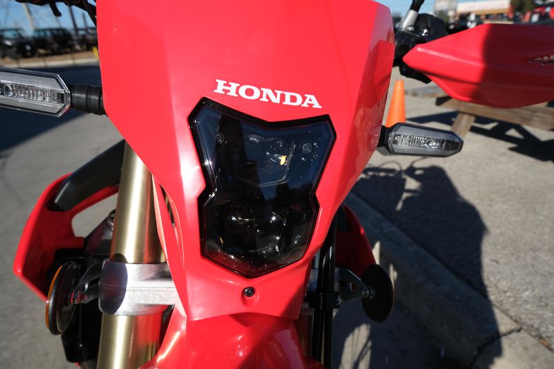 2025 Honda CRF450L REDImage 4