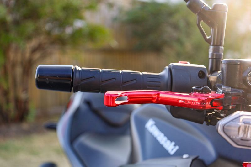 USED 2025 KAWASAKI Z500 SE ABS Image 19