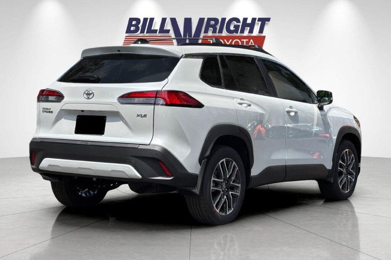 New 2026 Toyota Corolla Cross XLEImage 3