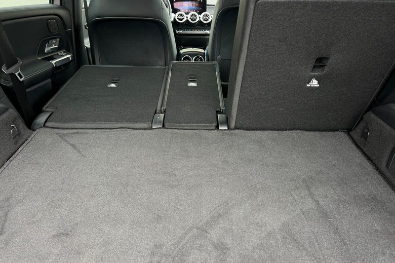 2023 Mercedes-Benz EQB 250+Image 17
