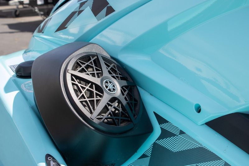 NEW 2025 YAMAHA VX LIMITED HO Image 10