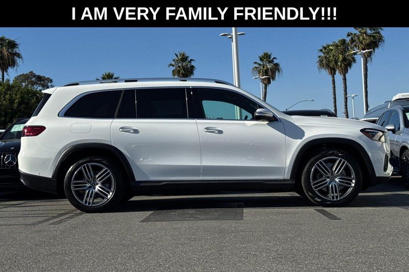 Used 2025 Mercedes-Benz GLS 450Image 3