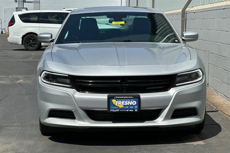 2021 Dodge Charger SXT photo 9