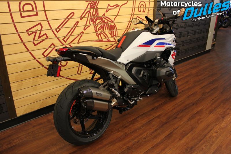 New 2026 BMW R1300RS Image 8
