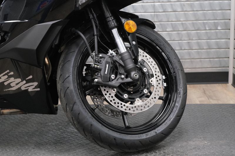 NEW 2026 KAWASAKI NINJA ZX-4R ABS Image 15