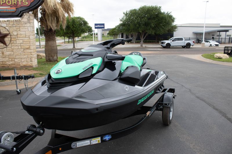 NEW 2026 SEADOO GTI SE 170 WITH SOUND SYSTEM Image 4