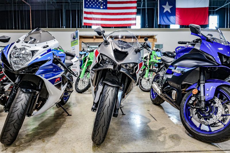 New 2025 Kawasaki NINJA ZX6R ABS Image 4