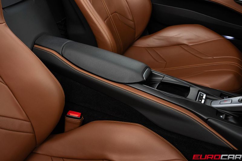 2022 Ferrari 812 GTS *AIRBRUSHED SCUDERIA LOGO * SUSPENSION LIFTER*Image 38