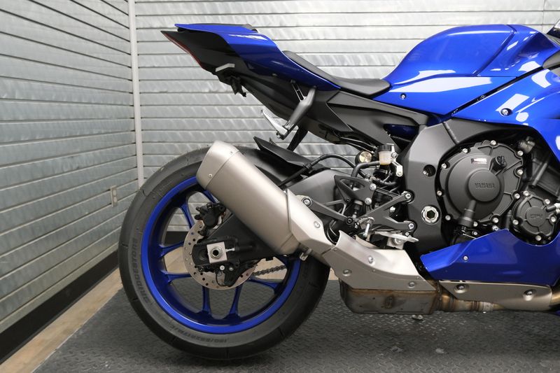NEW 2026 YAMAHA YZF-R1 Image 13