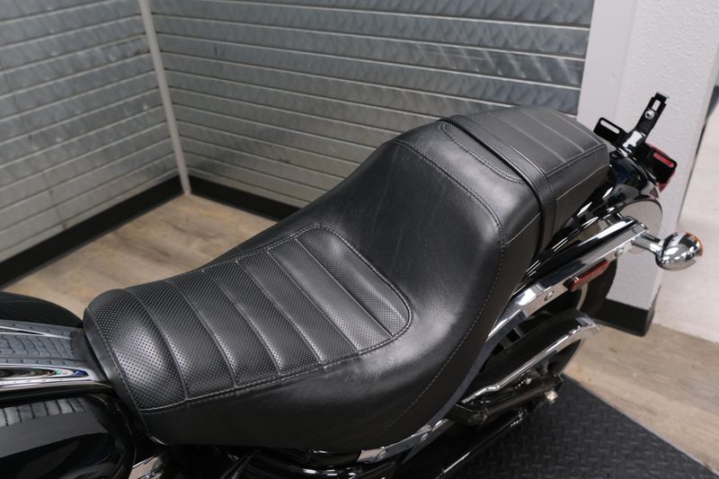 USED 2019 HARLEY SOFTAIL LOW RIDER Image 16