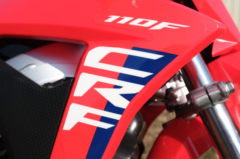 2025 Honda CRF110F REDImage 9