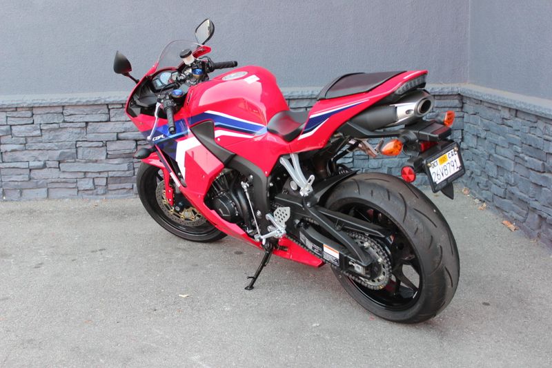 Used 2024 Honda CBR600RR Image 4