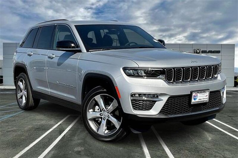 2025 Jeep Grand Cherokee Limited 4x4Image 14