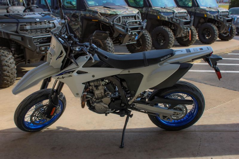 NEW 2025 SUZUKI DRZ4SM Image 5