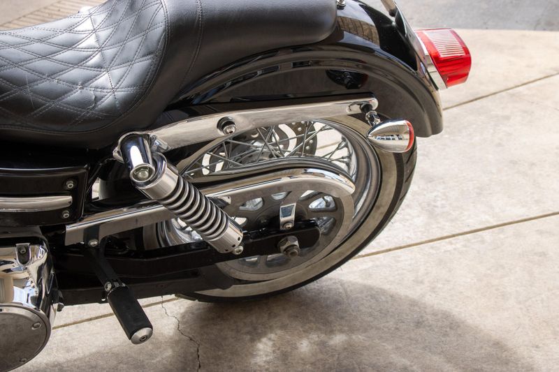 USED 2009 HARLEY DYNA SUPER GLIDE Image 21