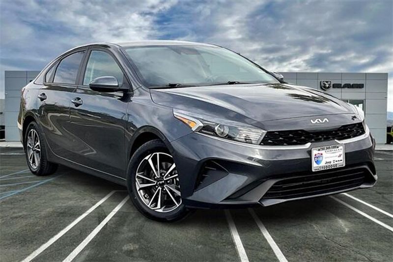 2023 Kia Forte LXSImage 12