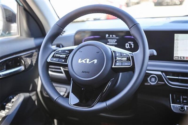 New 2025 Kia Seltos SImage 8