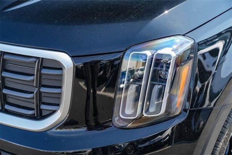 2025 Kia Telluride SXImage 16