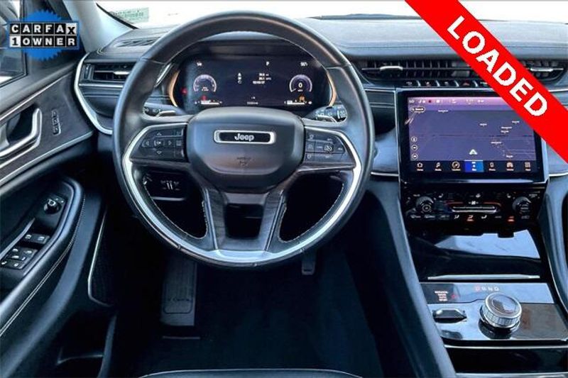 Used 2021 Jeep Grand Cherokee L LimitedImage 4