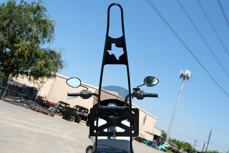 USED 2024 INDIAN MOTORCYCLE CHIEF BOBBER Image 17