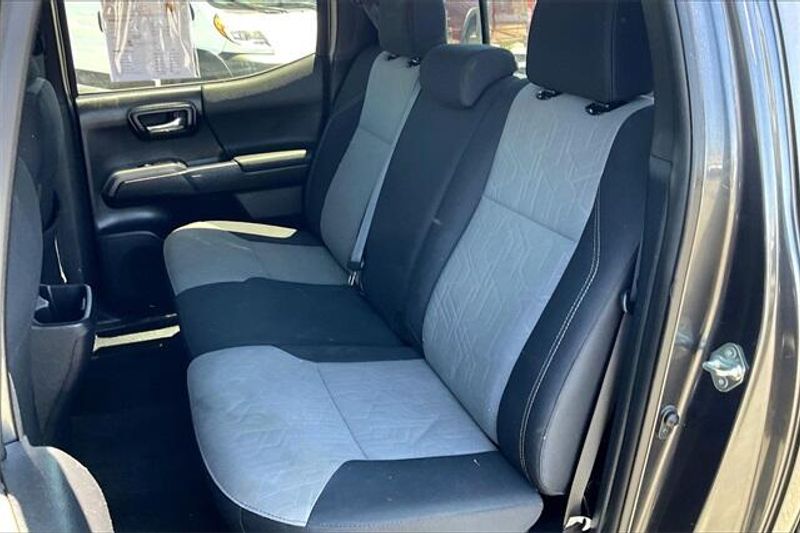 Used 2020 Toyota Tacoma TRD Off-RoadImage 25