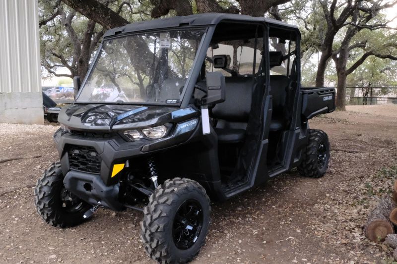 2025 CAN-AM DEFENDER MAX DPS HD10 STEALTH BLACK in a STEALTH BLACK exterior color. Family PowerSports (877) 886-1997 familypowersports.com 