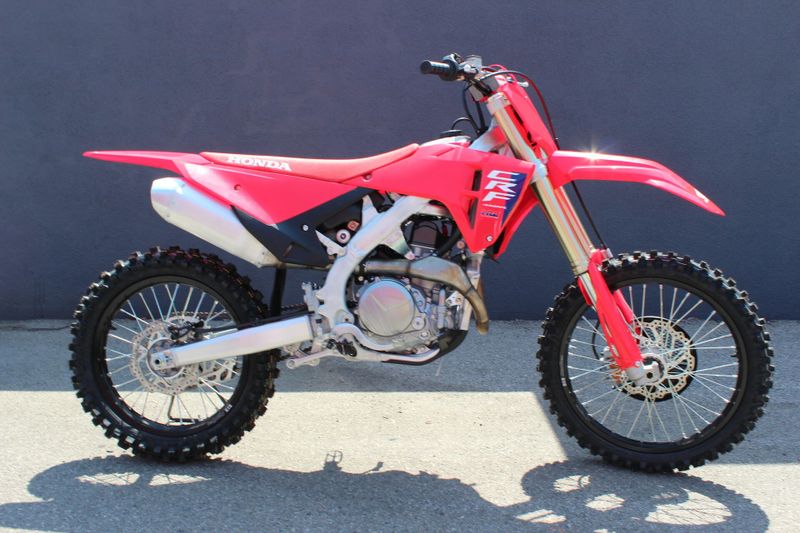 New 2025 Honda CRF450R Image 2
