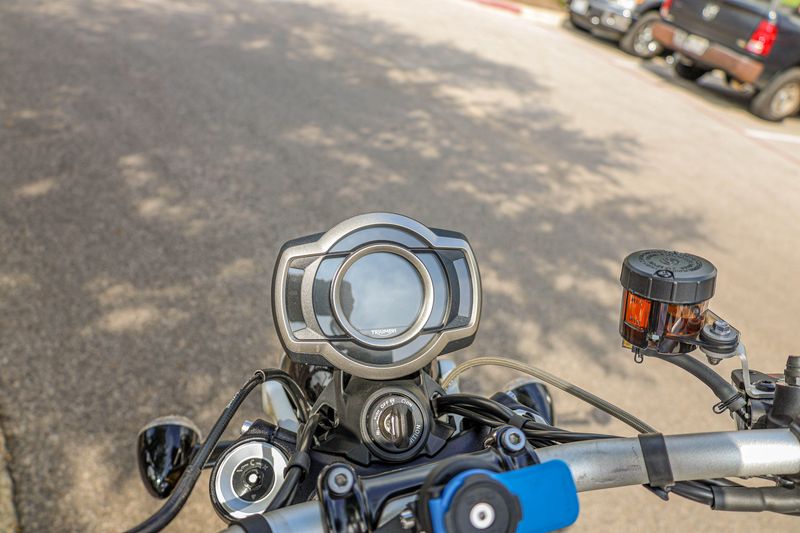 USED 2025 TRIUMPH SCRAMBLER 1200 XE Image 9