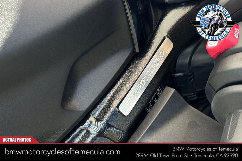 2026 BMW S 1000 RRImage 21