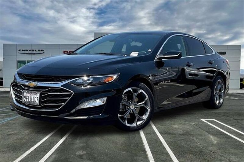 2023 Chevrolet Malibu LTImage 1