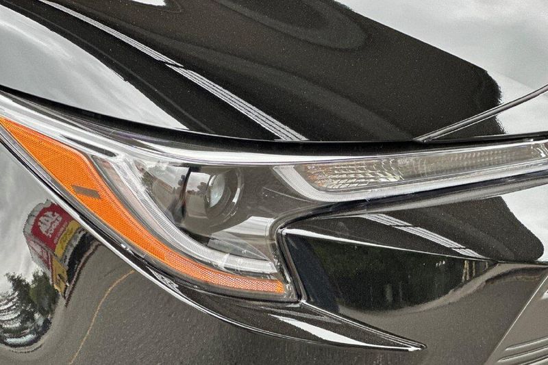 New 2027 Toyota Corolla LEImage 28