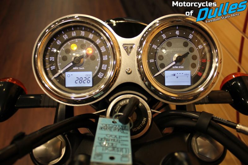 Used 2022 Triumph T100 Image 12