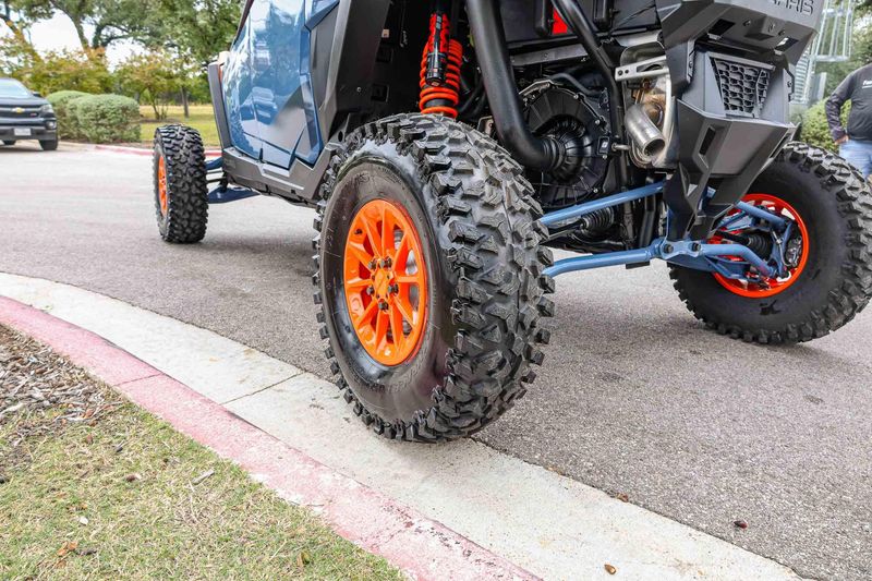 NEW 2025 POLARIS RZR PRO S 4 ULTIMATE Image 2