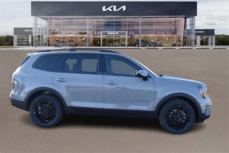 2025 Kia Telluride SX-Prestige X-LineImage 2